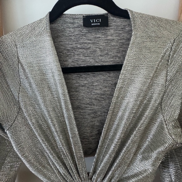 Elegant Silver Evening Dress - Picture 3 of 5